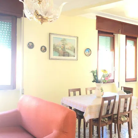 Casa Clelia شقة